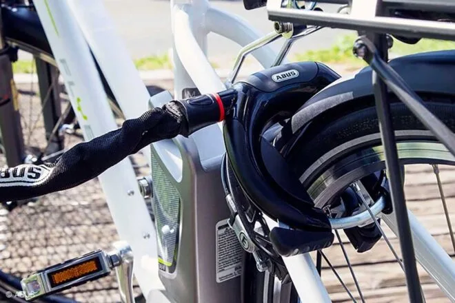 Support De Cadre Vélo Pour Porte-Vélos - Bras De Maintien Pour 3ème Vélo, Antivol Intégré