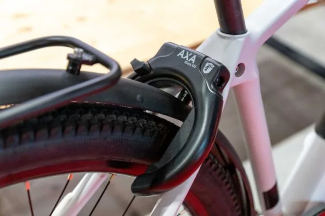 antivol de cadre Axa sur Ellipse E2