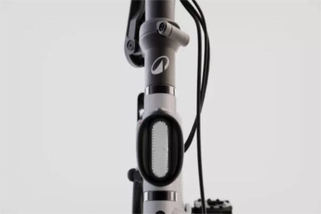 Eclairage Btwin E-FL900