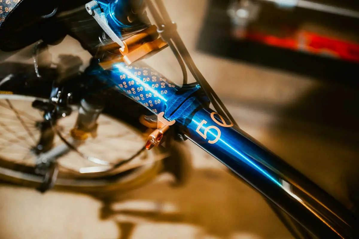 Cadre Brompton édition limitée 1975 avec finition Thermal Fade