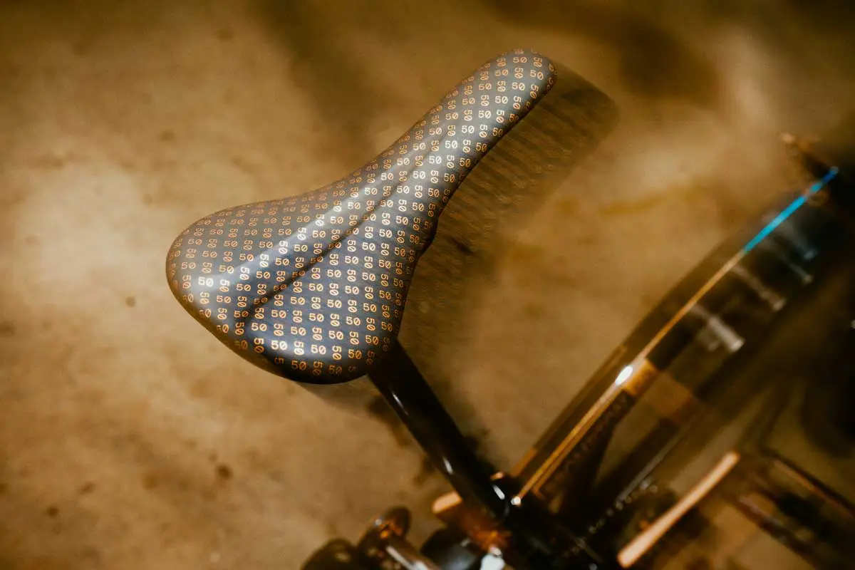 Selle édition spéciale du vélo pliant Brompton 1975