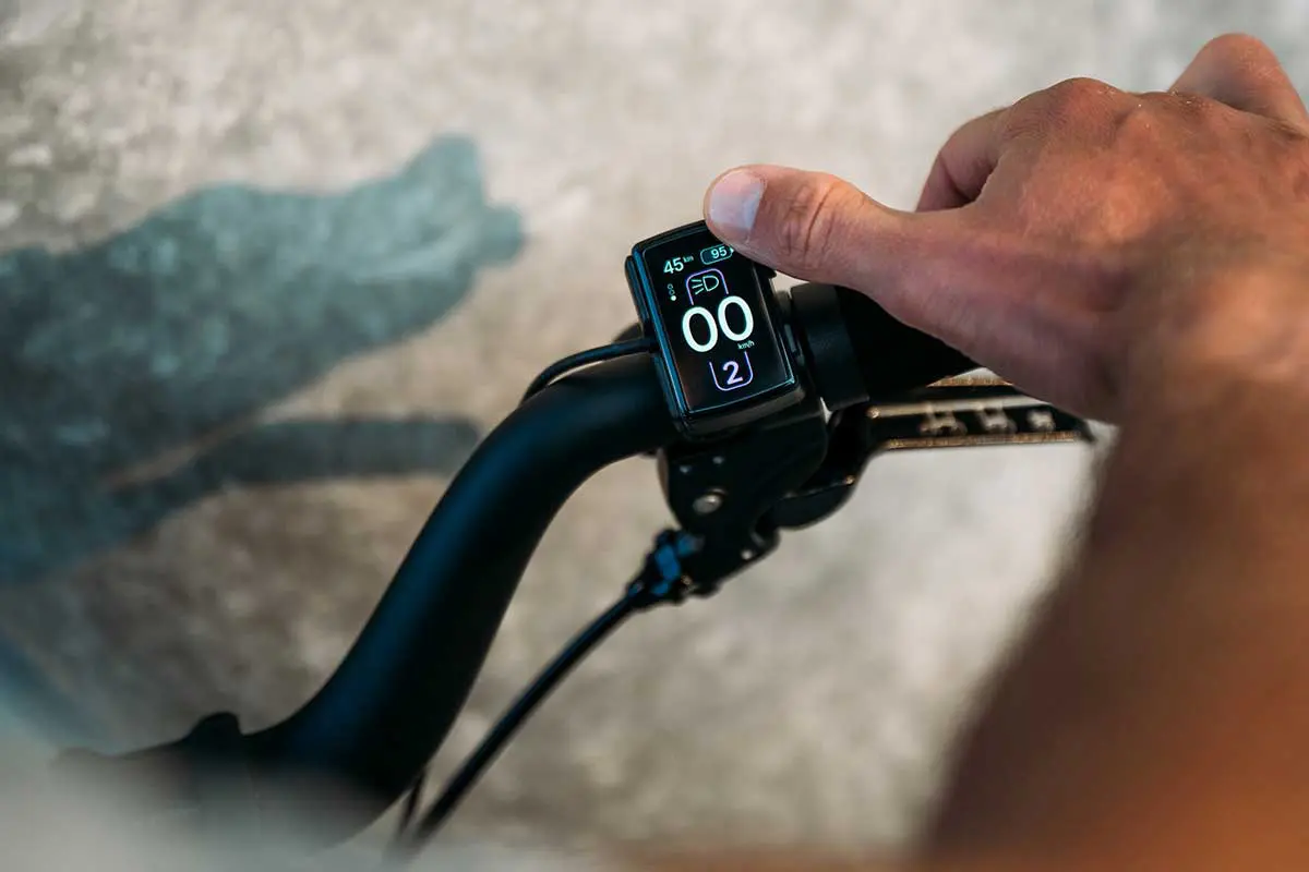 écran brompton sur T Line