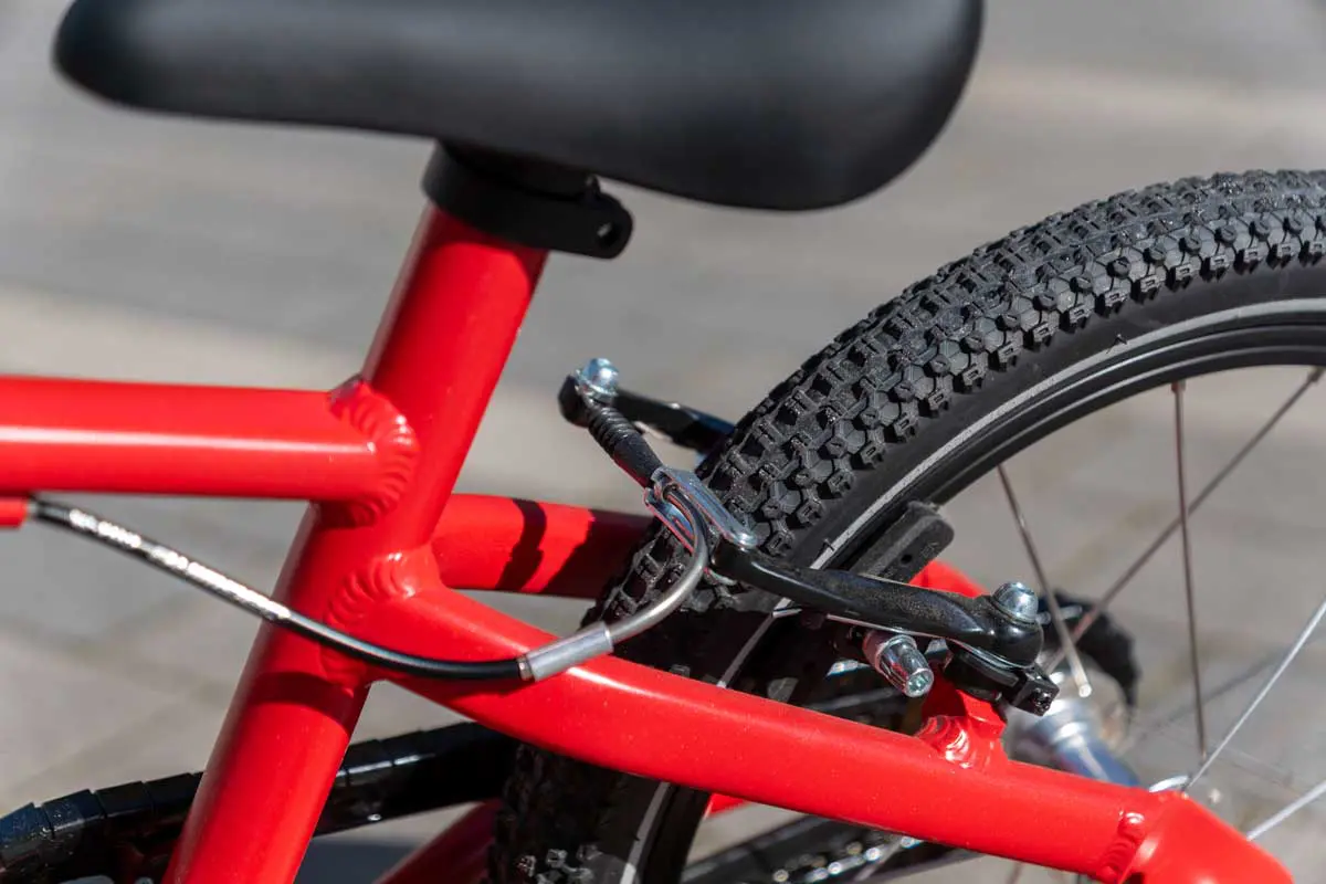 pneus et freins du Gibus 16 pouces