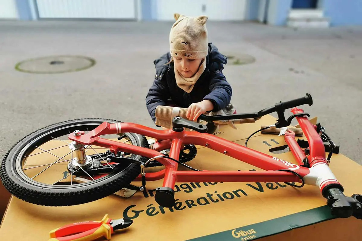 montage vélo enfant Gibus 16 pouces