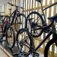 Les nouveaux VAE, vélos gravel et vélos enfants Nakamura d'Intersport