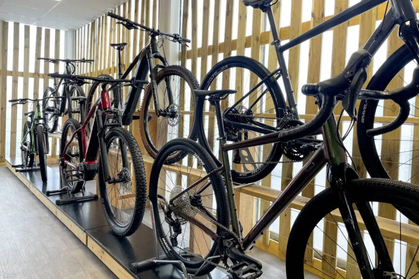 Les nouveaux VAE, vélos gravel et vélos enfants Nakamura d'Intersport