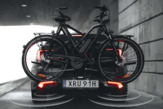 Porte-vélos Thule Epos ParkSecure avec radar de recul intégré